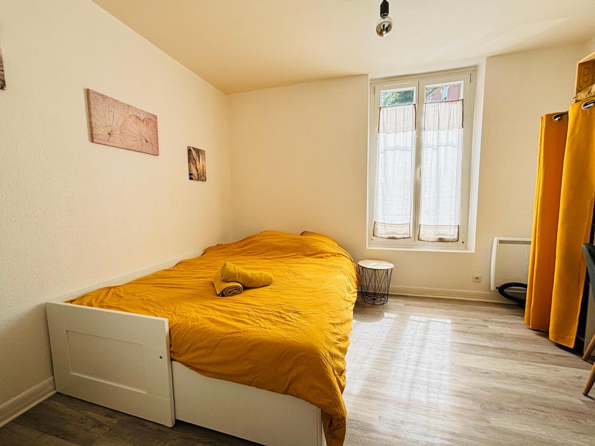 Appartement Rez-De-Chaussee Laon Dış mekan fotoğraf